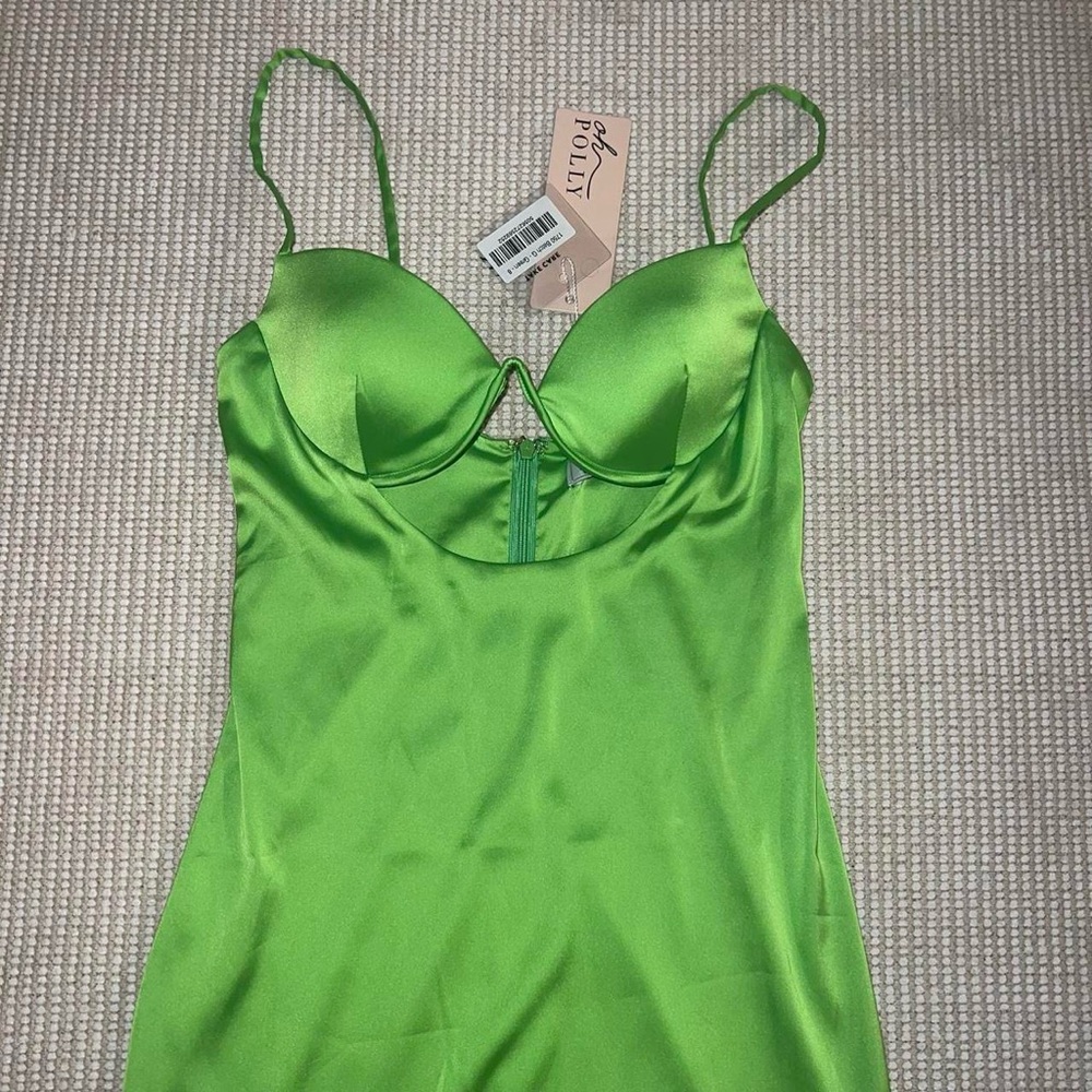 Dress - Picture 4 of 4